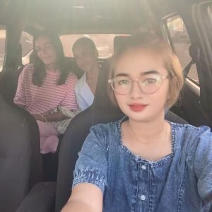 your-lombok-female-driver-2