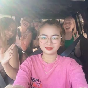 your-lombok-female-driver-3