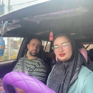 your-lombok-female-driver